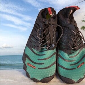 Men's Black and Green Water Shoes 40